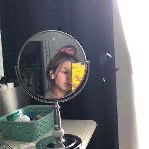 Meet your Posher, Kendall